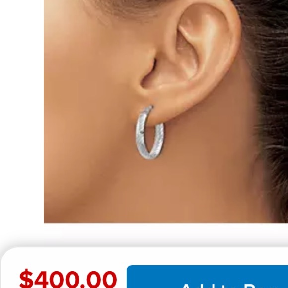 14k white Italy 🇮🇹 Gold hoops. With 5 lines going around hoop. - Picture 7 of 7